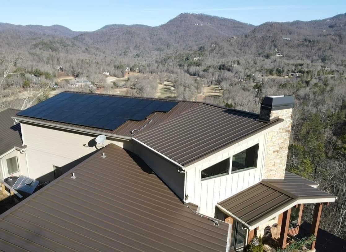 A new metal roof installed by Cornerstone Construction.